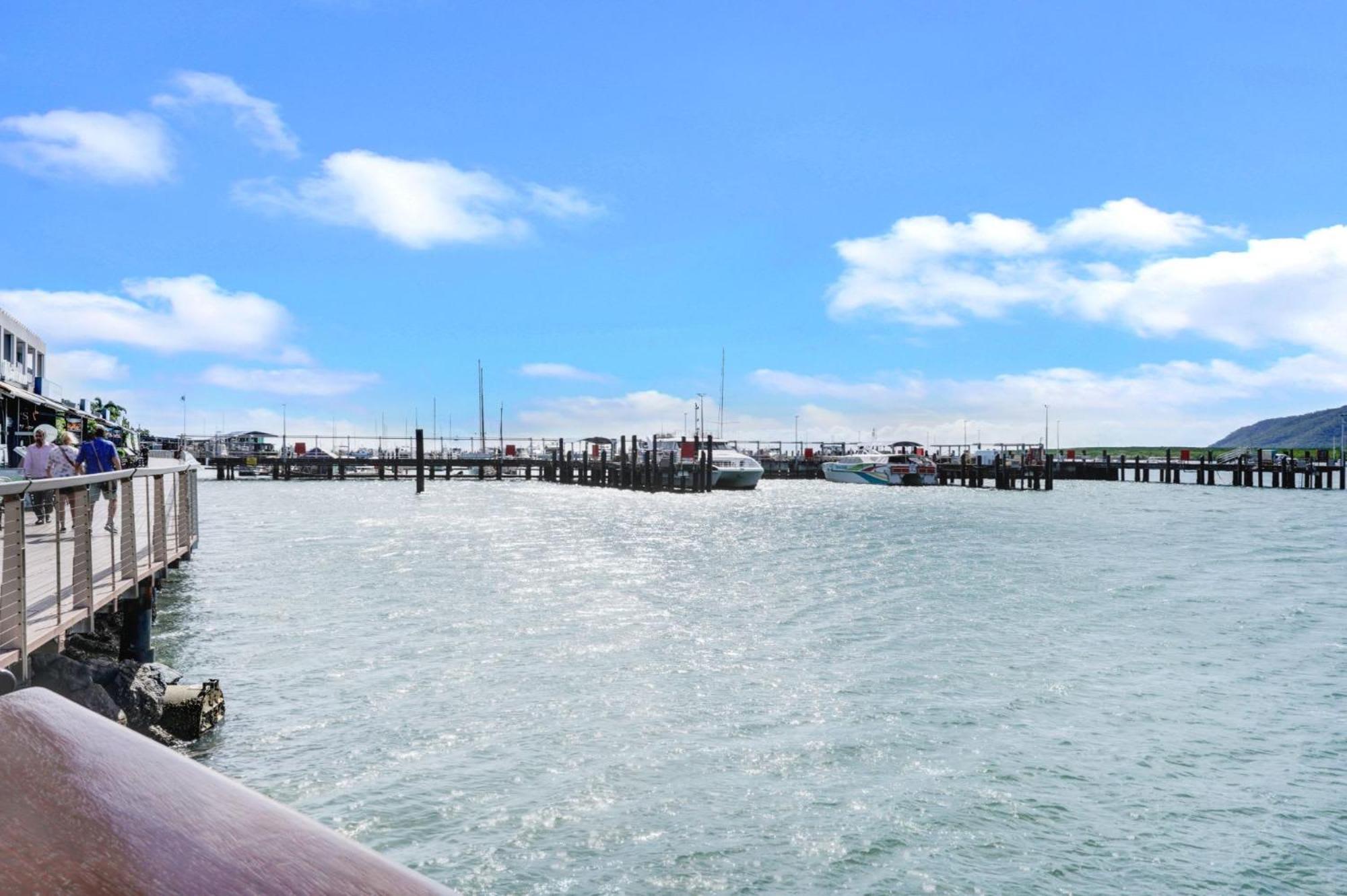 Hotel 602 Harbour Lights With Ocean Views Cairns Zimmer foto